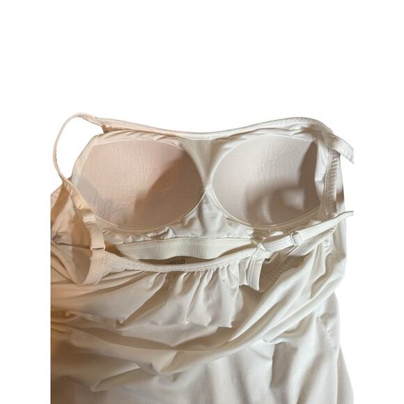 32 Degrees Women Wire Free Built-in Bra Stretch Relaxed Fit Camisole SZ XL White - Picture 6 of 8